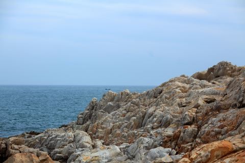 惠来客鸟尾：碧海蓝天 奇石胜景